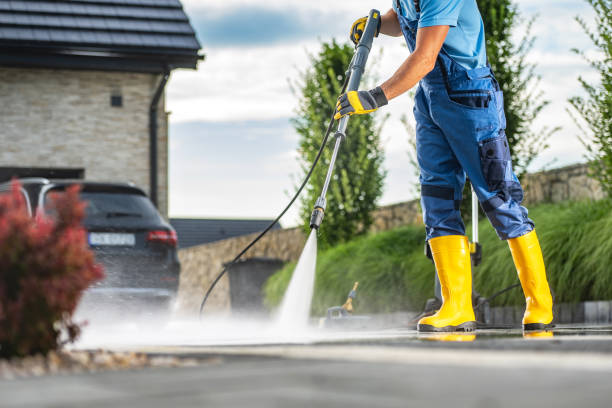 Best Vinyl Siding Pressure Washing in Cadiz, OH